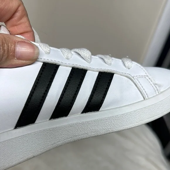 adidas Kids Sneakers - White and Black - Picture 10 of 13